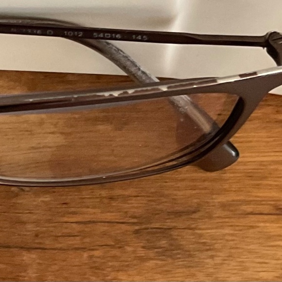Burberry eyeglasses frame - Picture 4 of 6